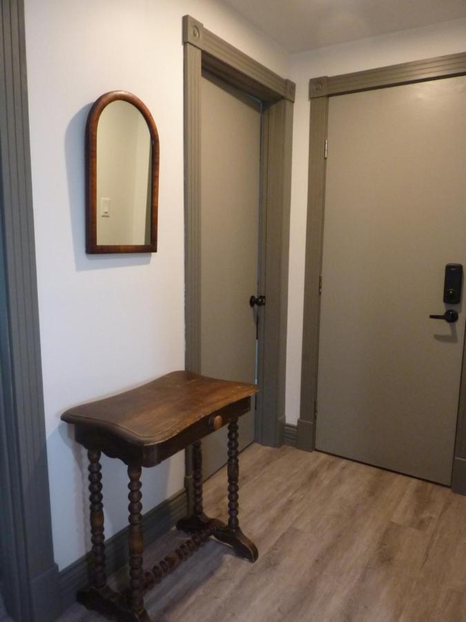 Petite Plaisance Appartements La Malbaie Esterno foto