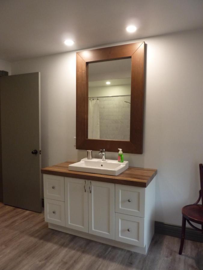 Petite Plaisance Appartements La Malbaie Esterno foto