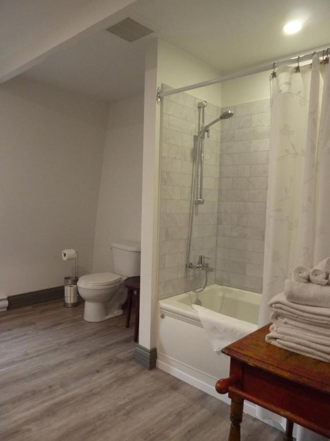Petite Plaisance Appartements La Malbaie Esterno foto