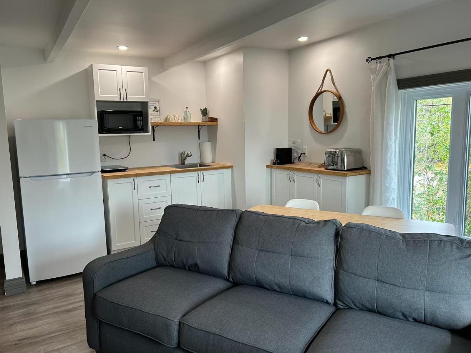 Petite Plaisance Appartements La Malbaie Esterno foto